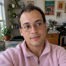 Avery 'Avi' Rivera-Cruz