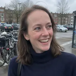 Lotte van der Veen