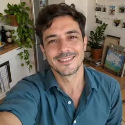 Carlos Serrano