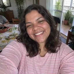 Isis "Byte" Oliveira-Teixeira