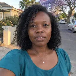 Zandi Dlamini-Maias