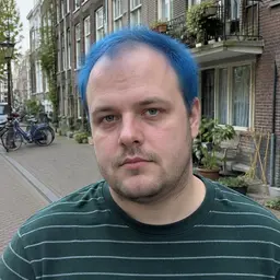 Senn 'Sunny' van den Haag