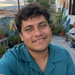Camilo Naturel Lucero